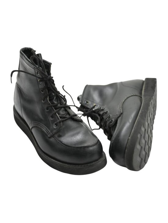 Red Wing Shoes Moc Toe 8137 Boots in Black main image 5